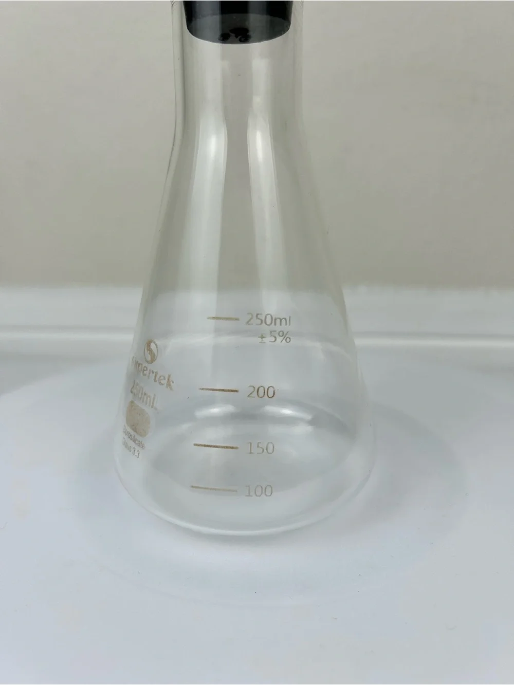 SALE! Supertek 250ml Erlenmeyer Flask Borosilicate Glass 3.3 Chemistry & Stopper